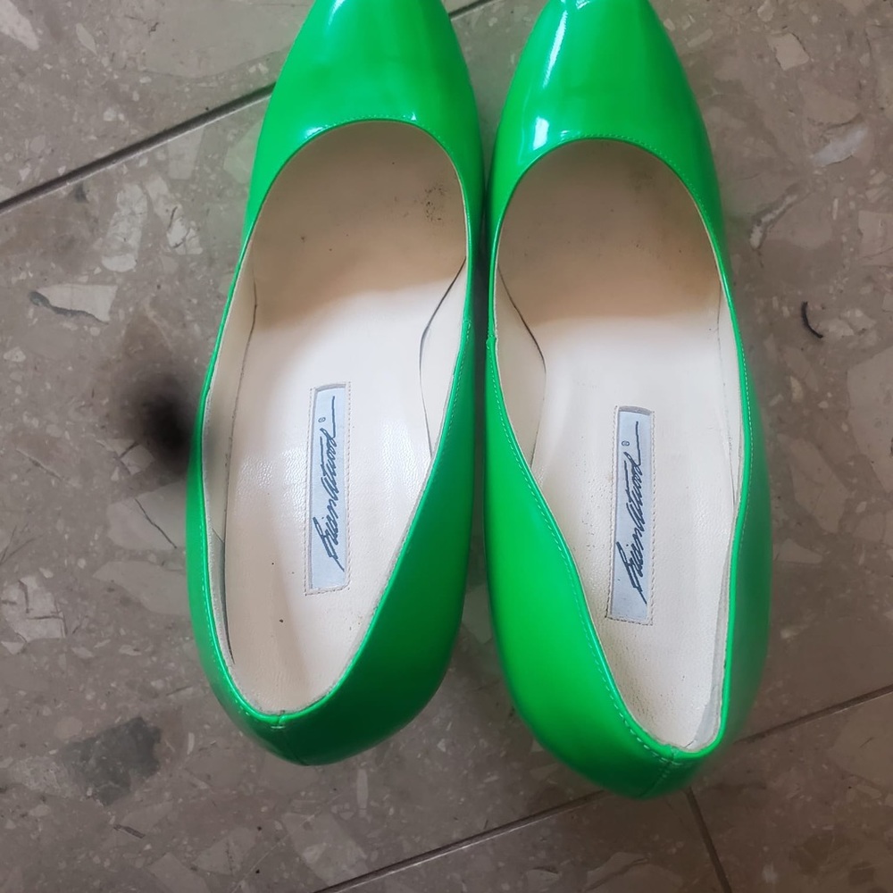 Patent leather beautiful green Brian Atwood platform heels